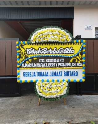 Papan Bunga Duka di Payuputat